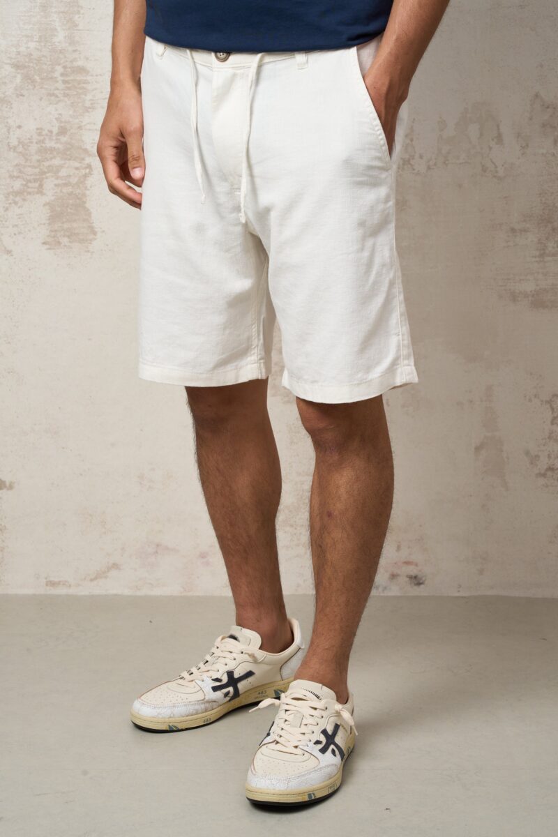 Parrion 1042 Men's White Linen Bermuda Shorts - Lightweight & Comfortable Summer Shorts - Image 2